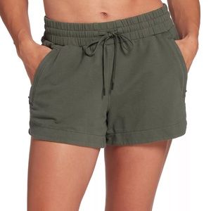 CALIA by Carrie Underwood Women's Twill Shorts Olive Moss XS